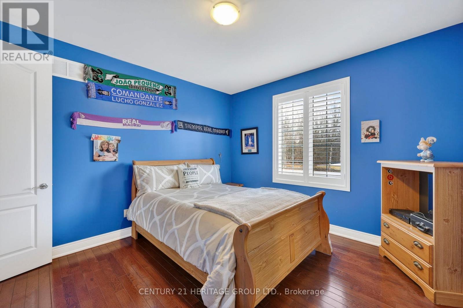 19 Shore Crescent, Georgina, Ontario  L0E 1S0 - Photo 19 - N12930650