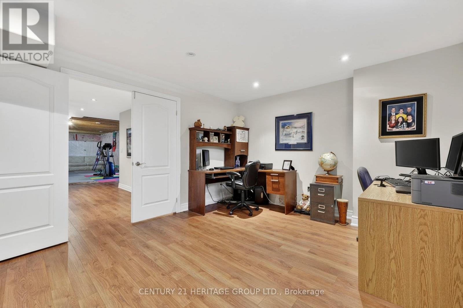 19 Shore Crescent, Georgina, Ontario  L0E 1S0 - Photo 28 - N12930650