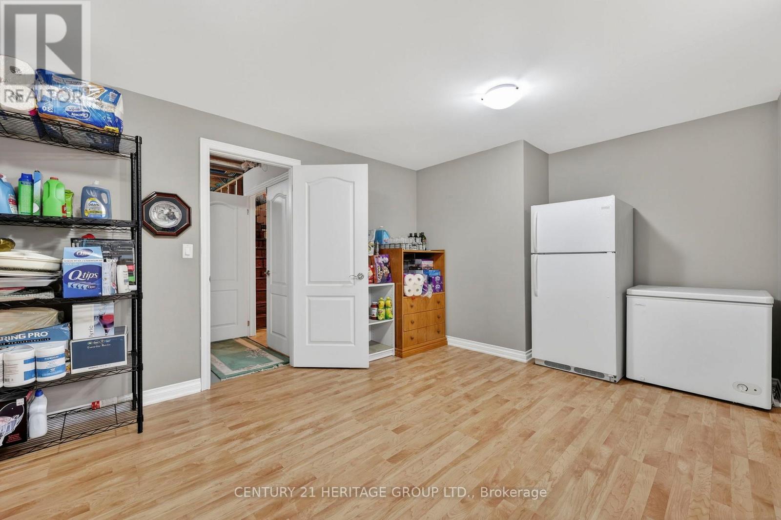 19 Shore Crescent, Georgina, Ontario  L0E 1S0 - Photo 30 - N12930650