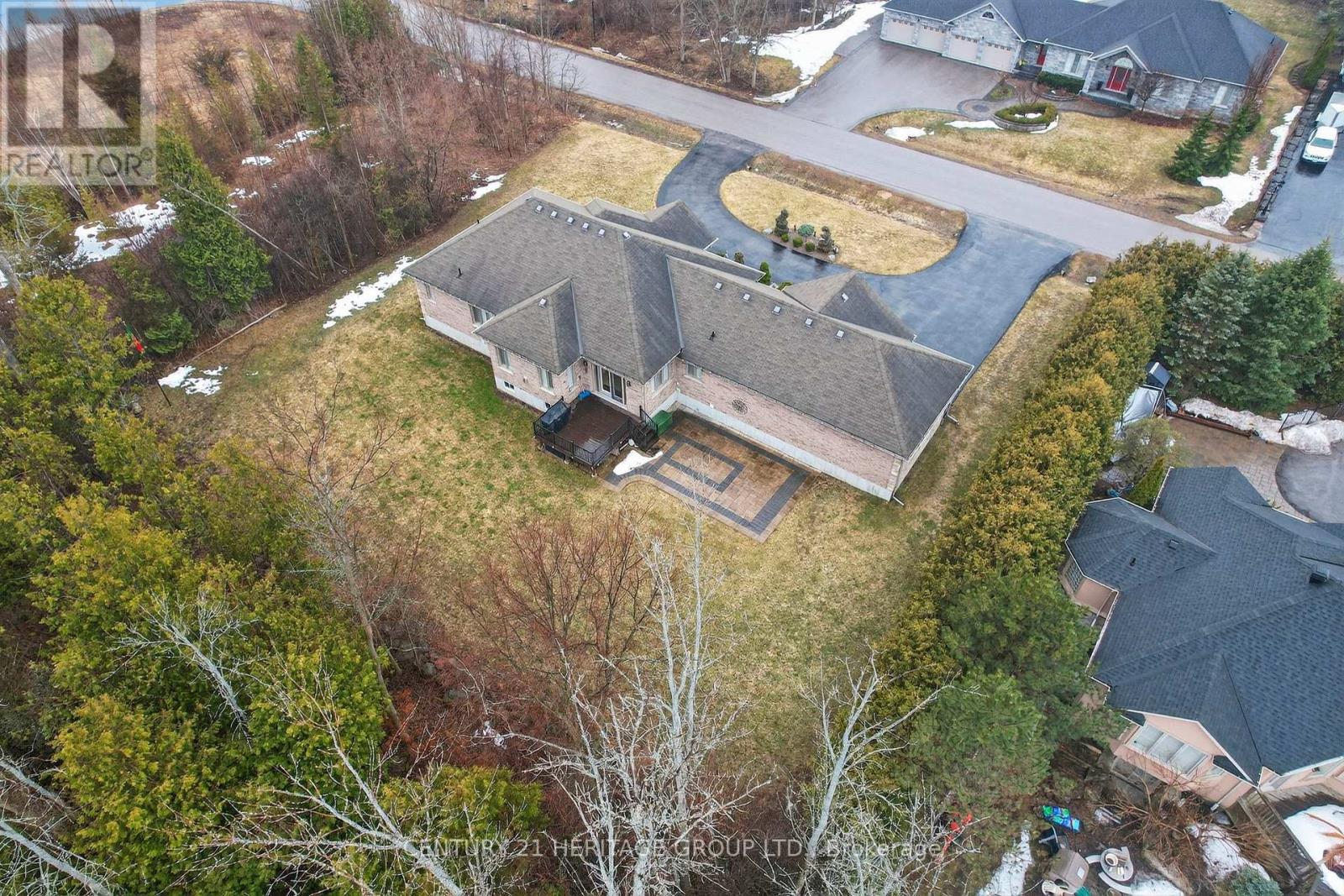 19 Shore Crescent, Georgina, Ontario  L0E 1S0 - Photo 40 - N12930650