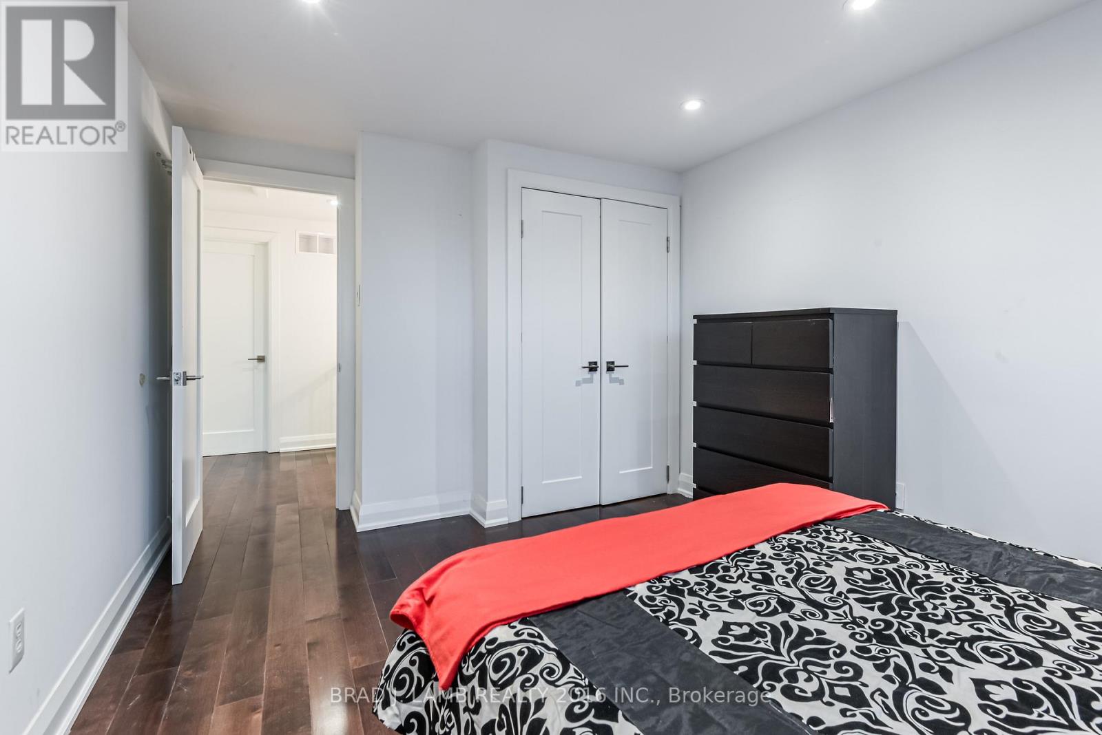 Bed 2 - 54 Campbell Avenue, Vaughan, Ontario L4J 4Y7 - Photo 25 - N12930654