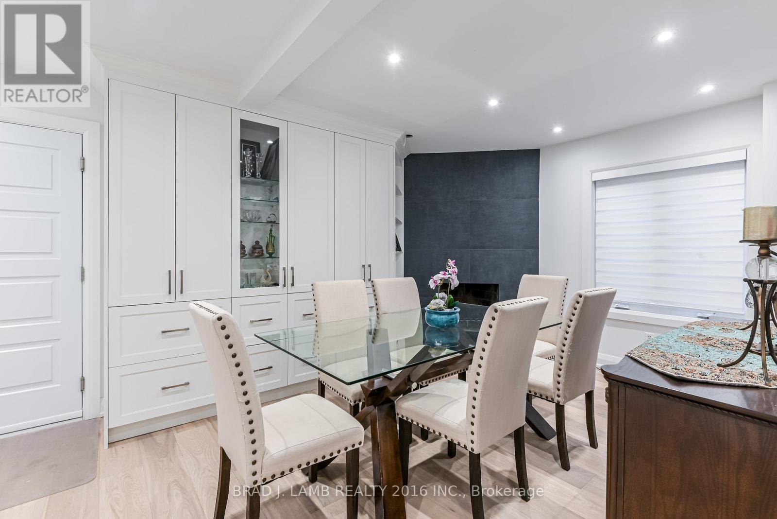 Bed 2 - 54 Campbell Avenue, Vaughan, Ontario L4J 4Y7 - Photo 7 - N12930654