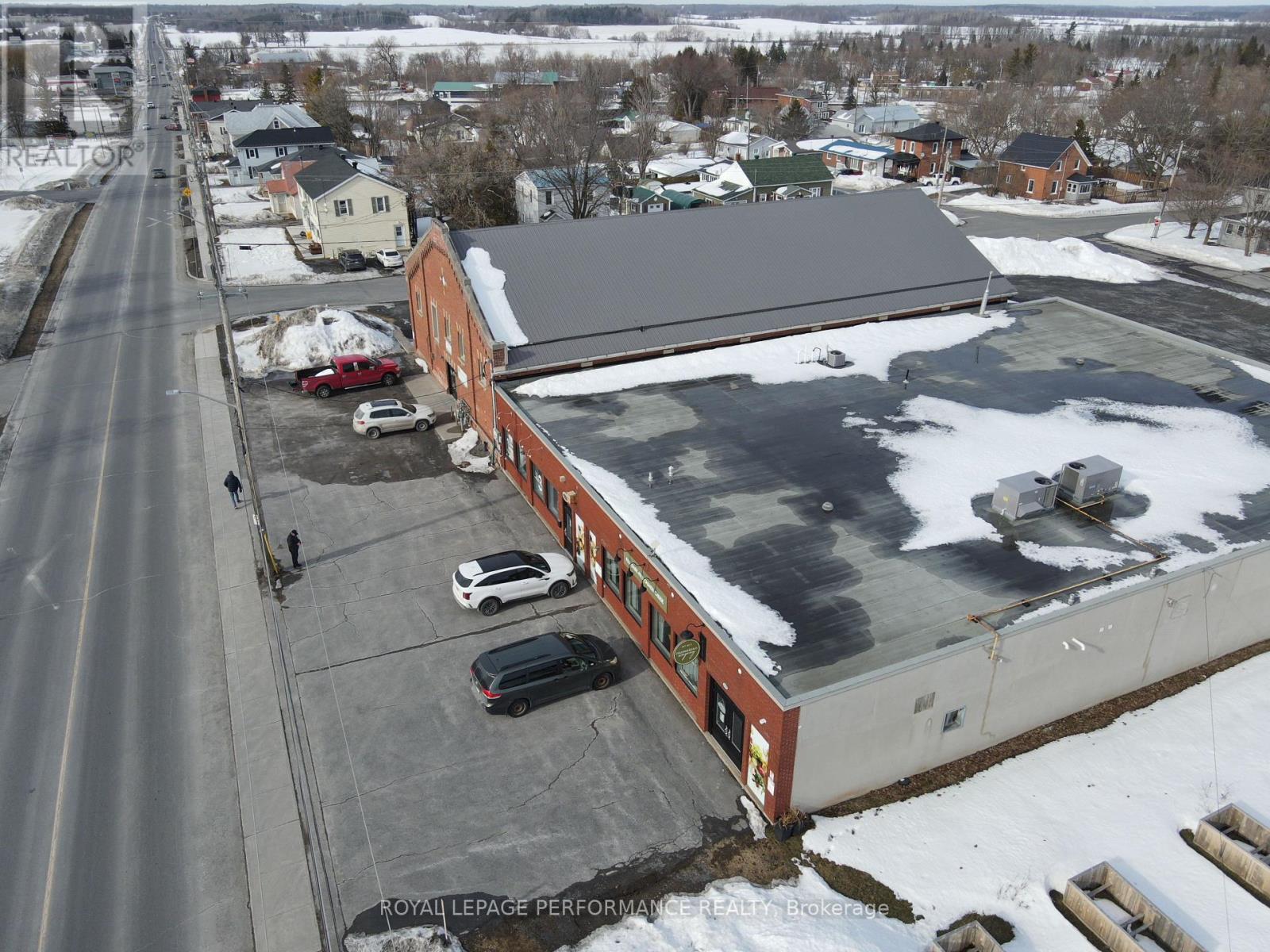 215 Main Street N, North Glengarry, Ontario  K0C 1A0 - Photo 16 - X12930750