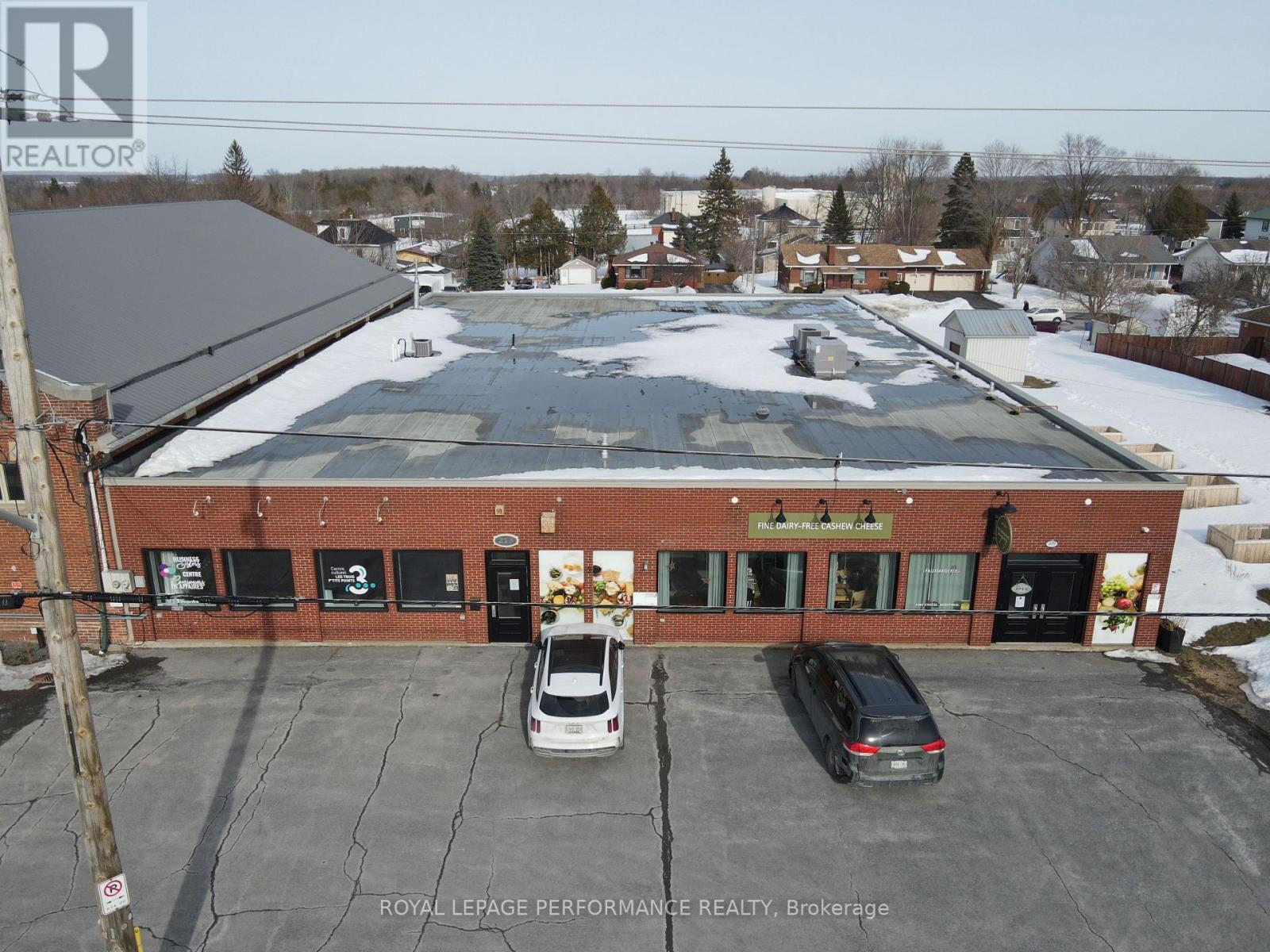215 Main Street N, North Glengarry, Ontario  K0C 1A0 - Photo 6 - X12930750