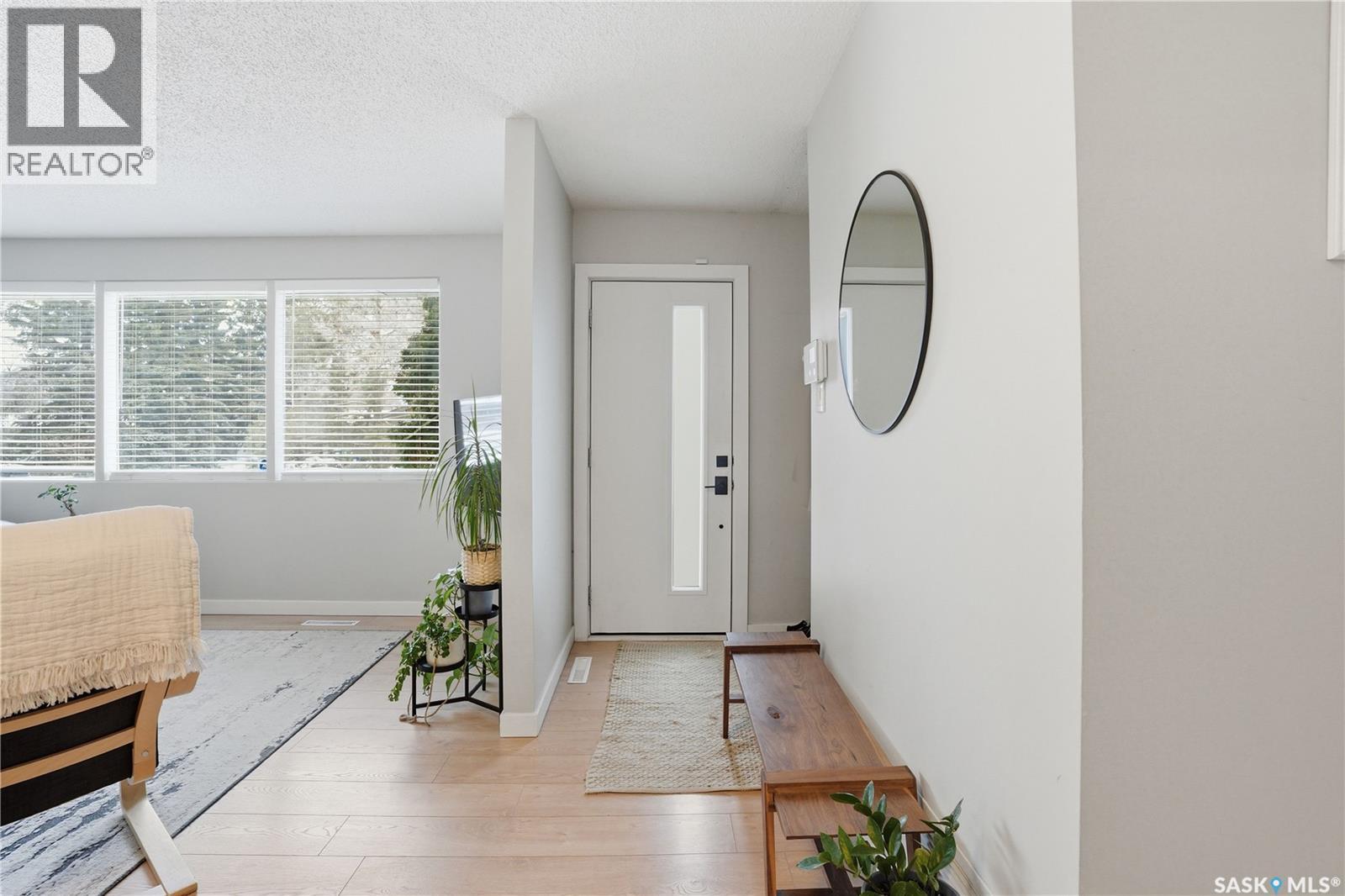 2 Ling Street, Saskatoon, Saskatchewan  S7H 3G3 - Photo 3 - SK031462