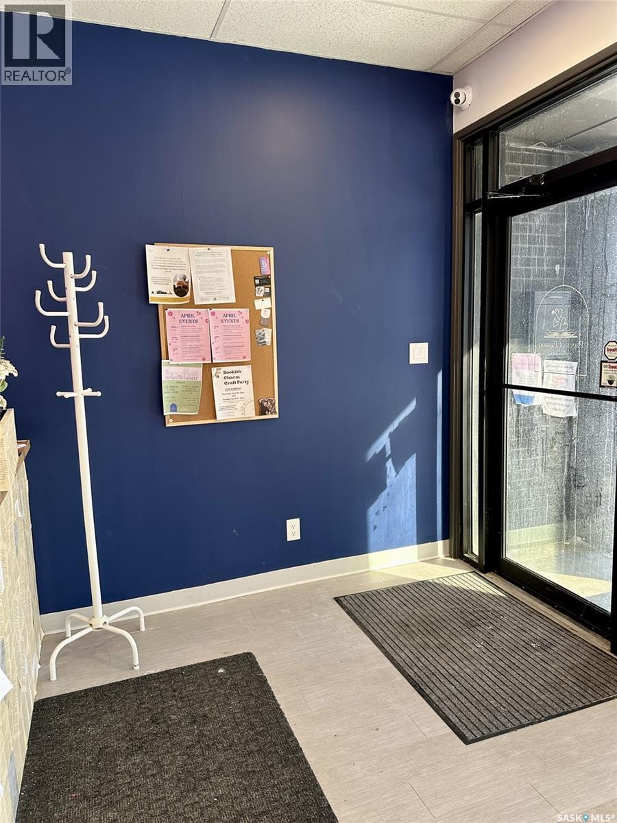 614 Duchess Street, Saskatoon, Saskatchewan  S7K 0R1 - Photo 2 - SK031394