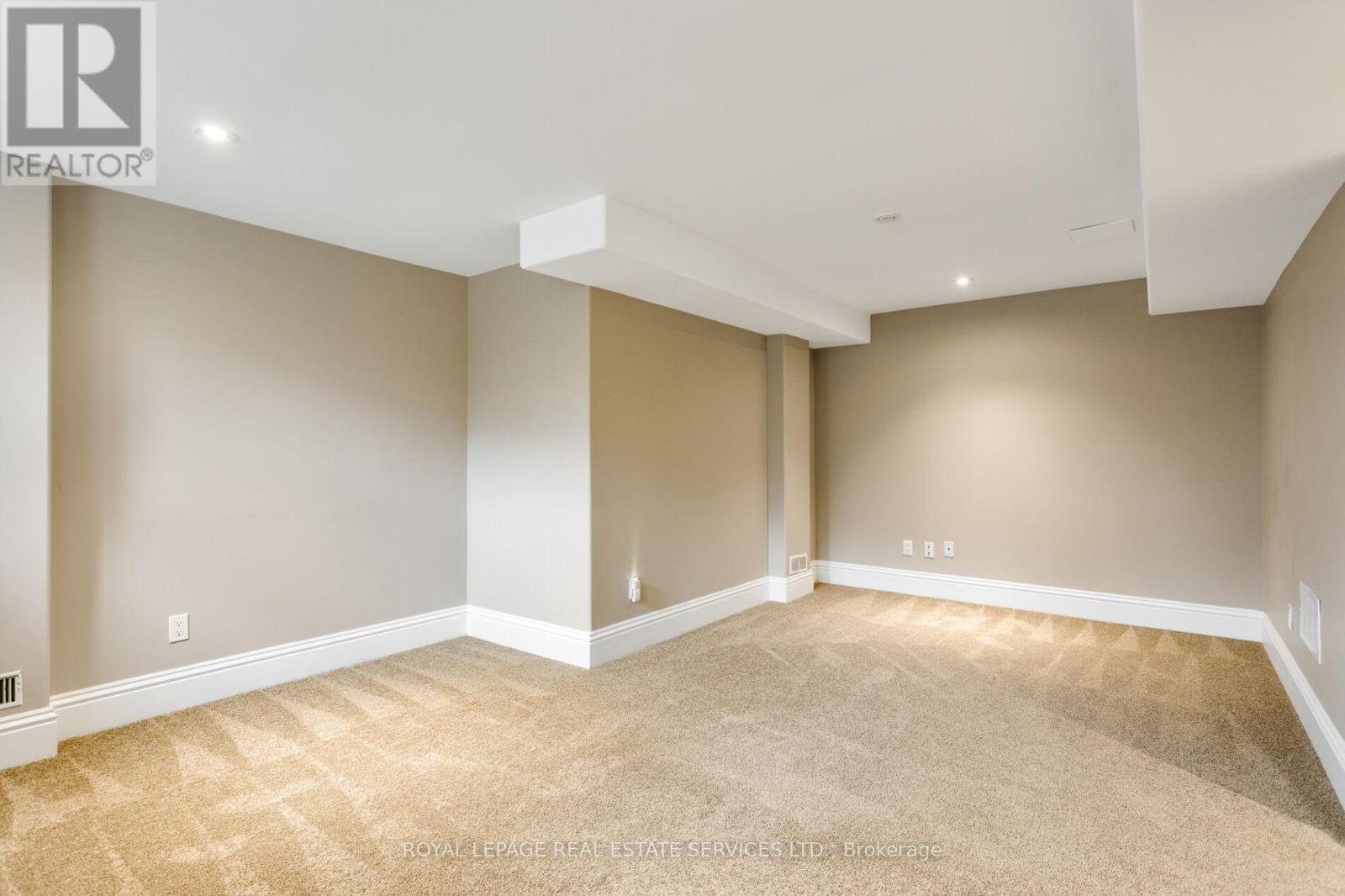 1387 Willowdown Road, Oakville, Ontario  L6L 1X2 - Photo 27 - W12930614