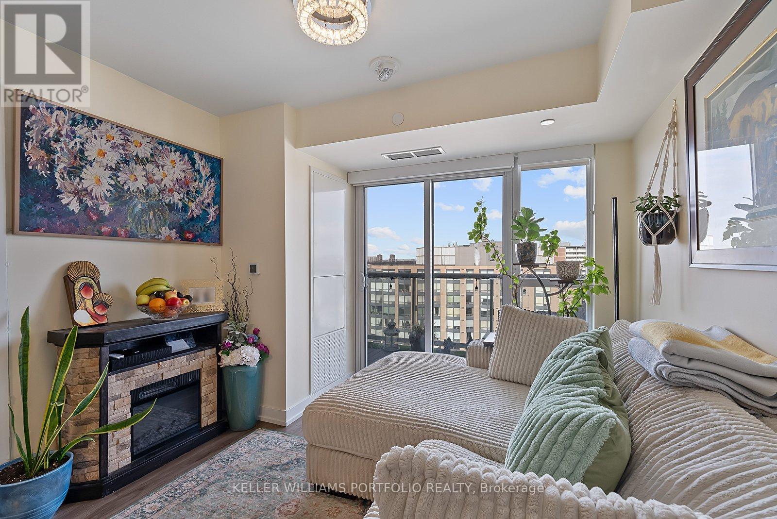 1807 - 10 Wilby Crescent, Toronto, Ontario  M9N 0B6 - Photo 11 - W12930642