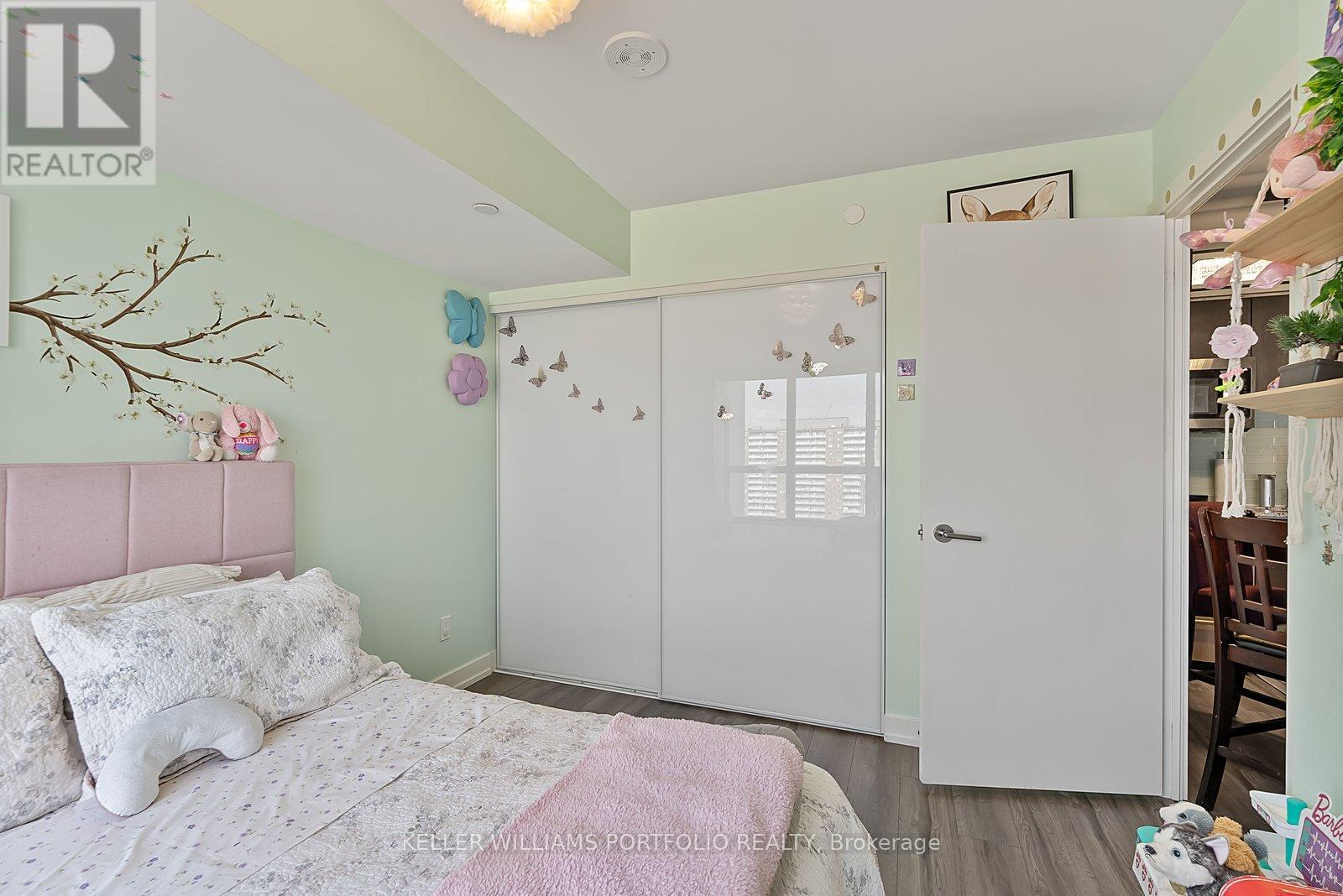 1807 - 10 Wilby Crescent, Toronto, Ontario  M9N 0B6 - Photo 16 - W12930642