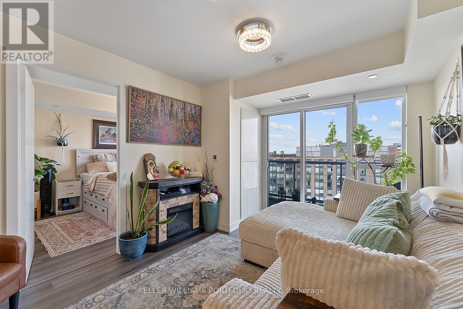 1807 - 10 Wilby Crescent, Toronto, Ontario  M9N 0B6 - Photo 18 - W12930642