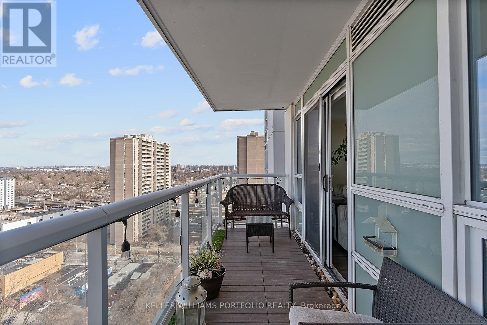 1807 - 10 Wilby Crescent, Toronto, Ontario  M9N 0B6 - Photo 28 - W12930642