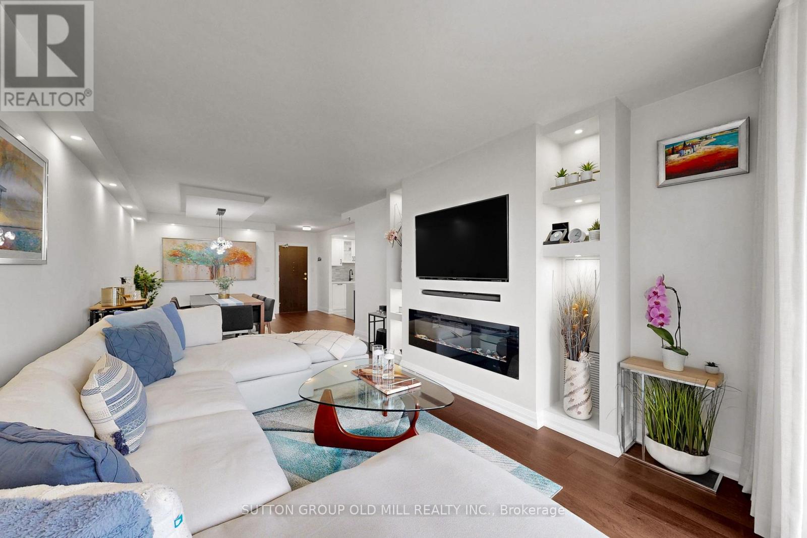 708 - 820 Burnhamthorpe Road, Toronto, Ontario  M9C 4W2 - Photo 13 - W12930658