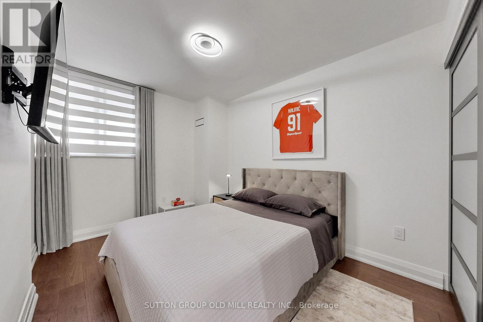 708 - 820 Burnhamthorpe Road, Toronto, Ontario  M9C 4W2 - Photo 23 - W12930658