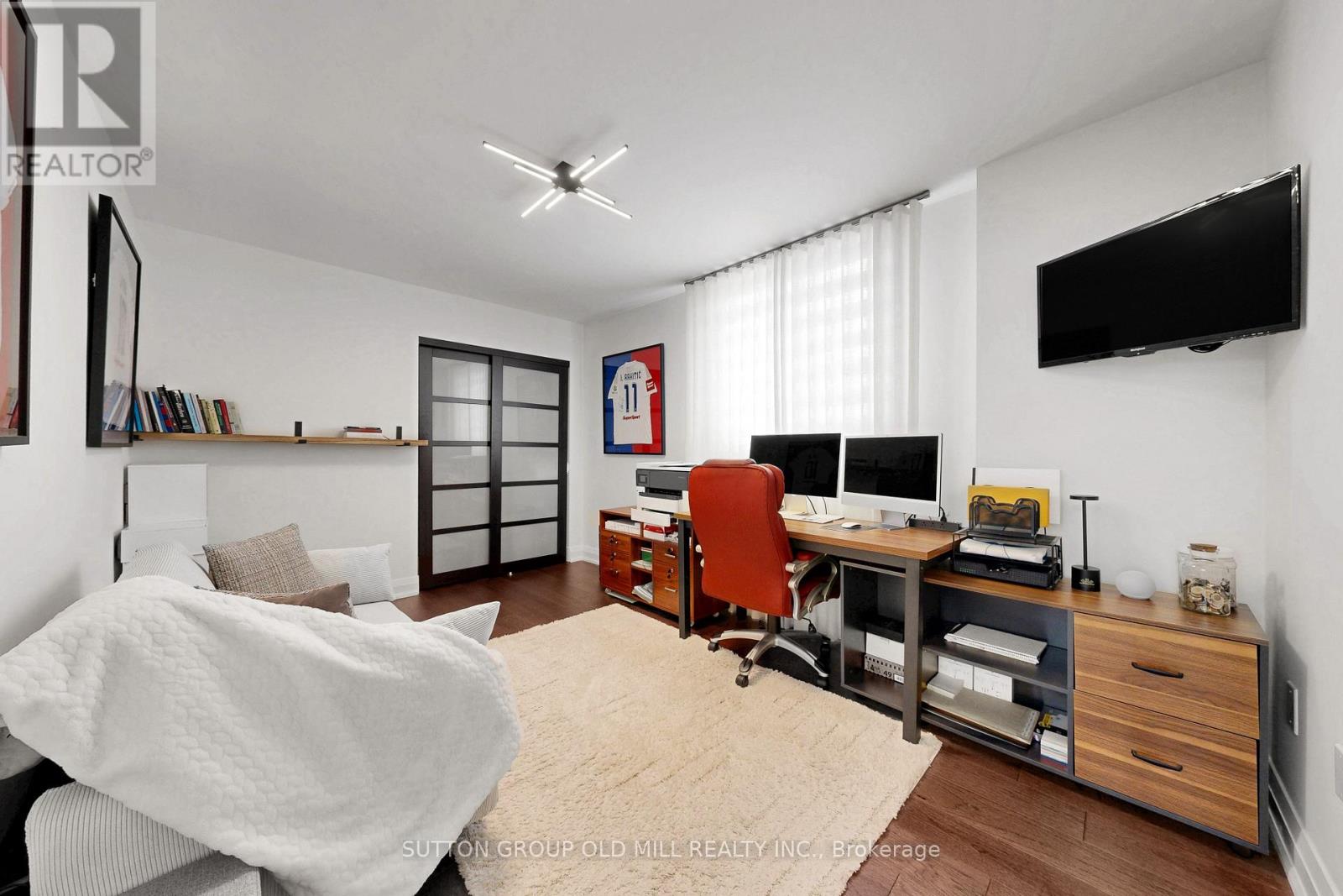 708 - 820 Burnhamthorpe Road, Toronto, Ontario  M9C 4W2 - Photo 25 - W12930658