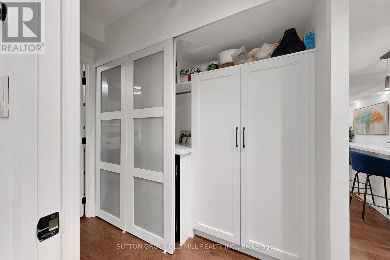 708 - 820 Burnhamthorpe Road, Toronto, Ontario  M9C 4W2 - Photo 30 - W12930658