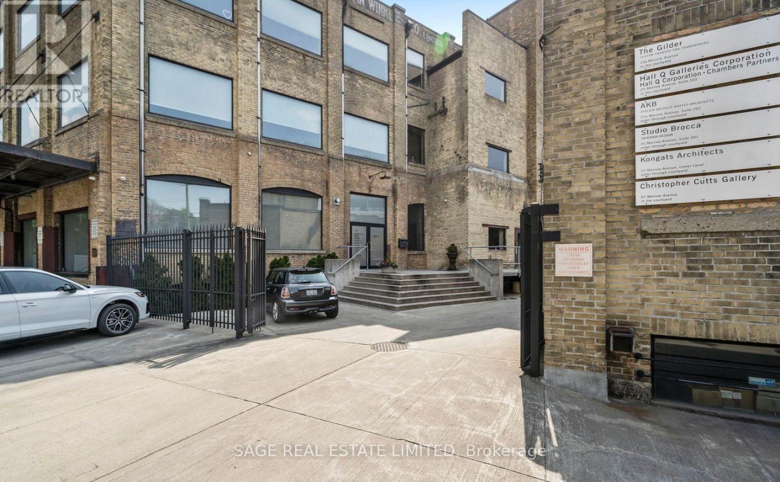 100b Street - 25 Morrow Avenue, Toronto, Ontario  M6R 2H9 - Photo 29 - W12930694