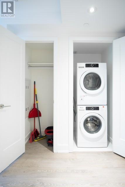 2734 - 5 Mabelle Avenue, Toronto, Ontario M9A 0C8 - Photo 8 - W12930698