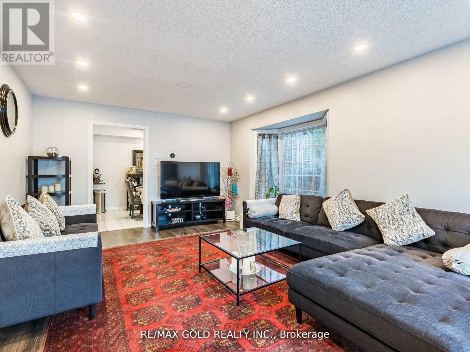 107 Clover Bloom Road, Brampton, Ontario  L6R 1S6 - Photo 13 - W12930720