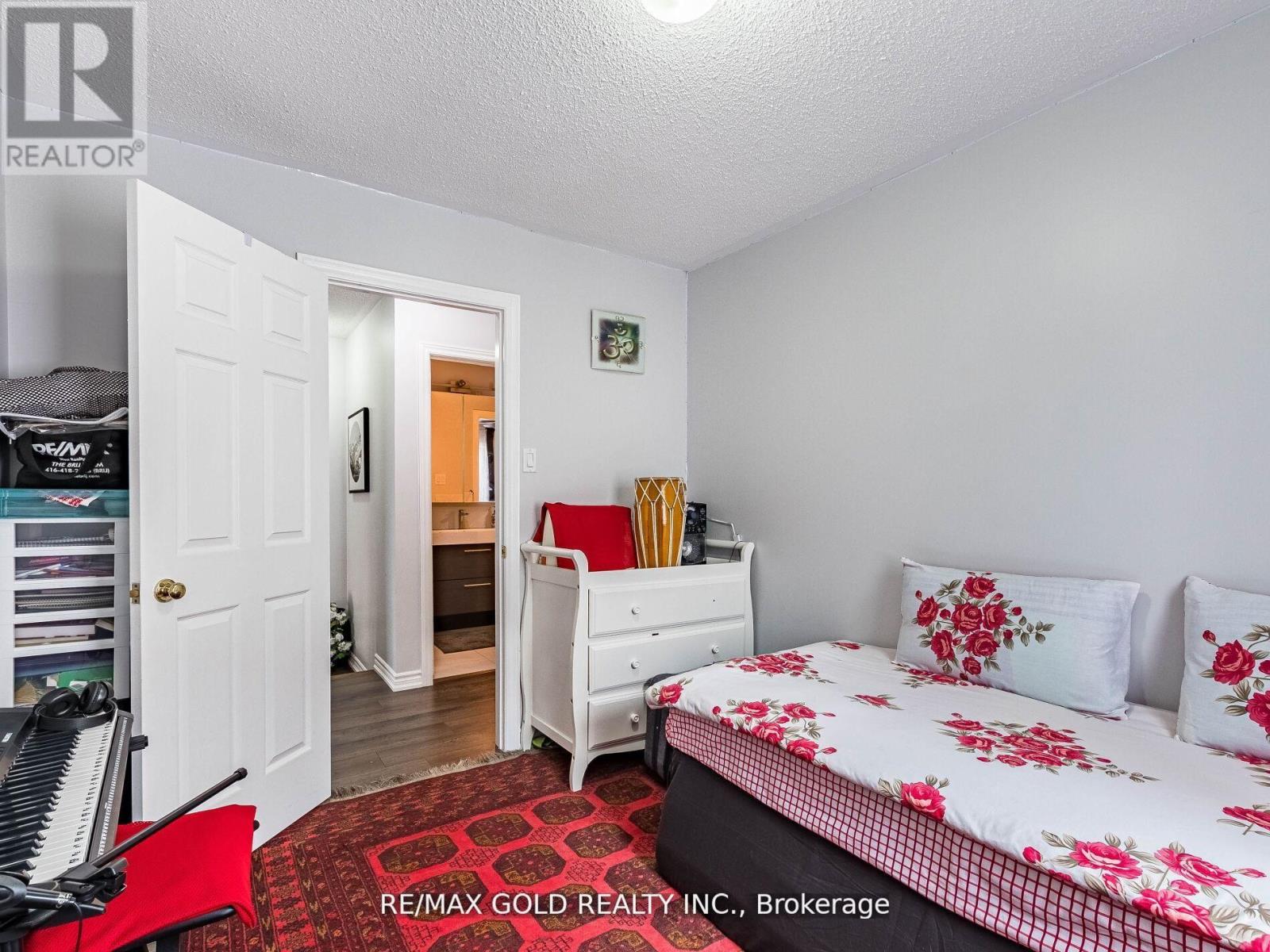 107 Clover Bloom Road, Brampton, Ontario  L6R 1S6 - Photo 33 - W12930720