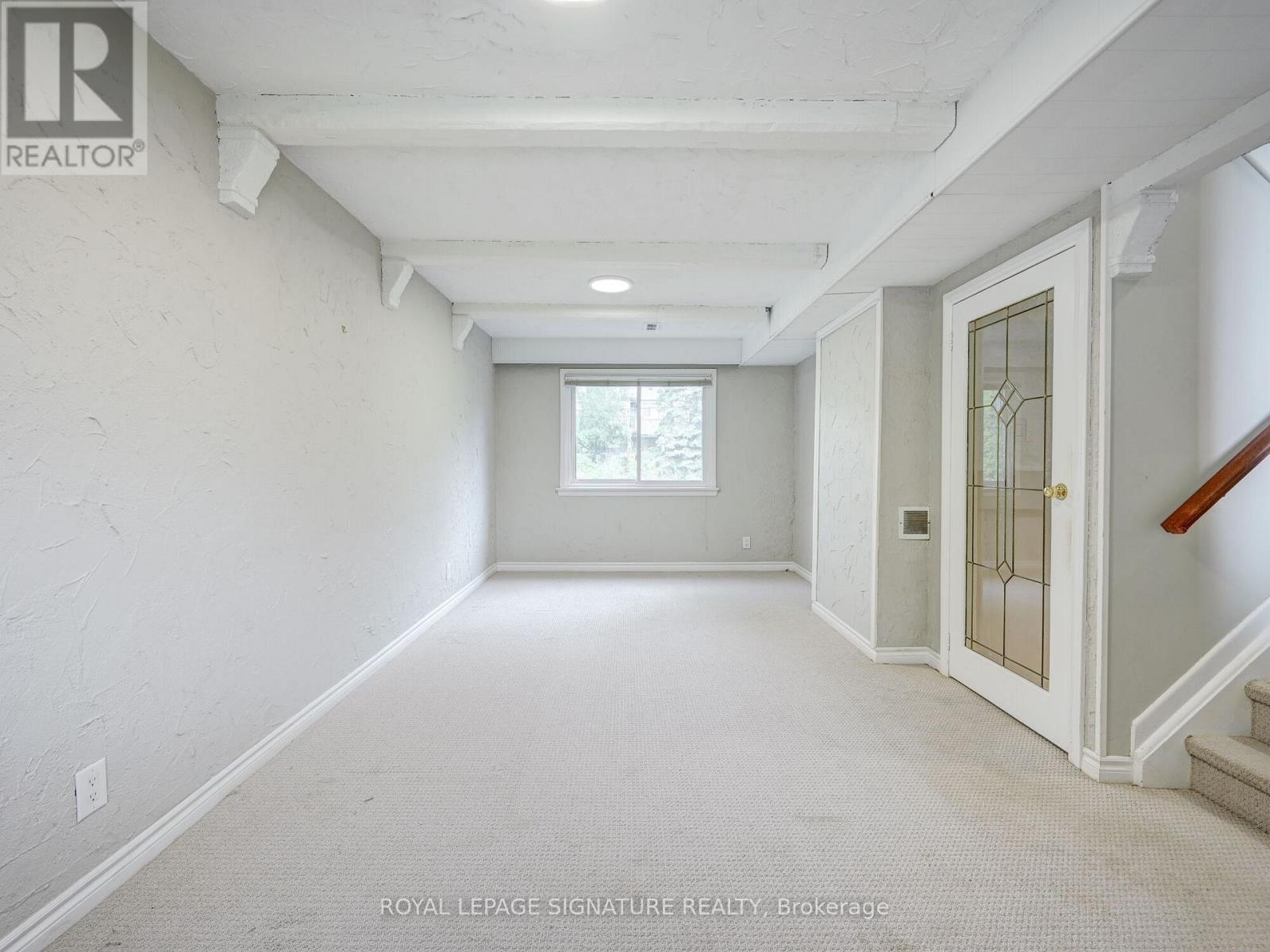 251 Third Line, Oakville, Ontario  L6L 4A2 - Photo 33 - W12930722