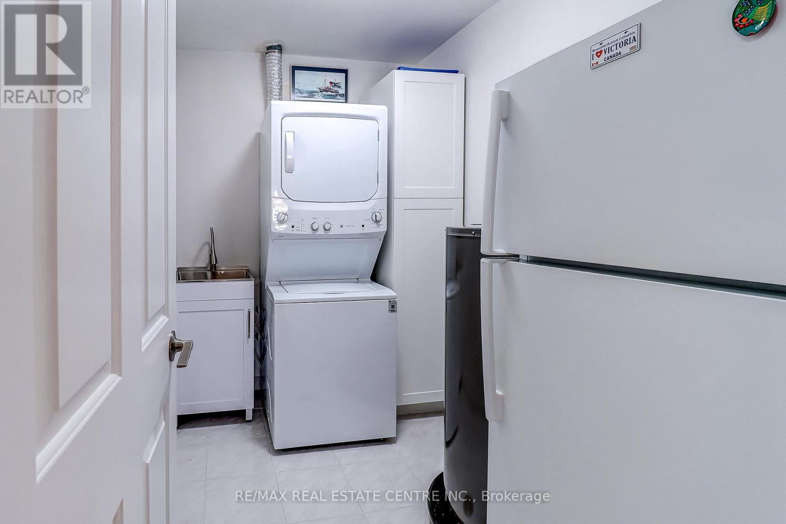 57 - 3050 Pinemeadow Drive, Burlington, Ontario  L7M 3X5 - Photo 33 - W12930734