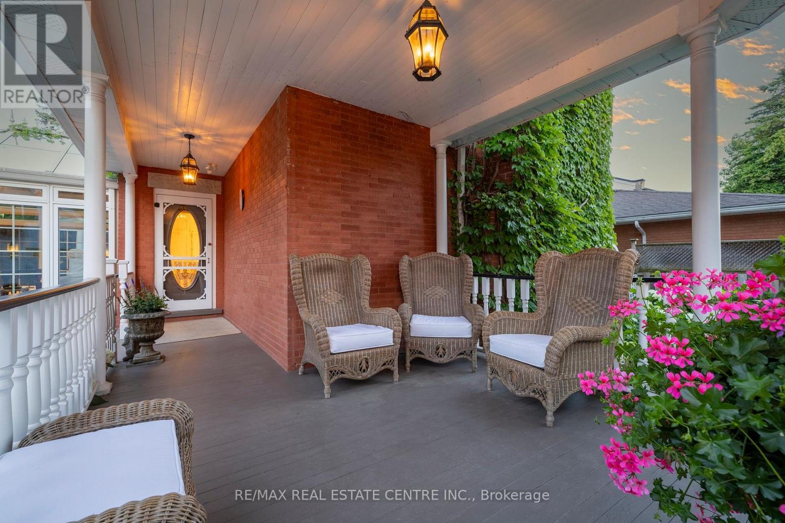 71 Mill Street, Milton, Ontario  L9T 1R8 - Photo 44 - W12930774