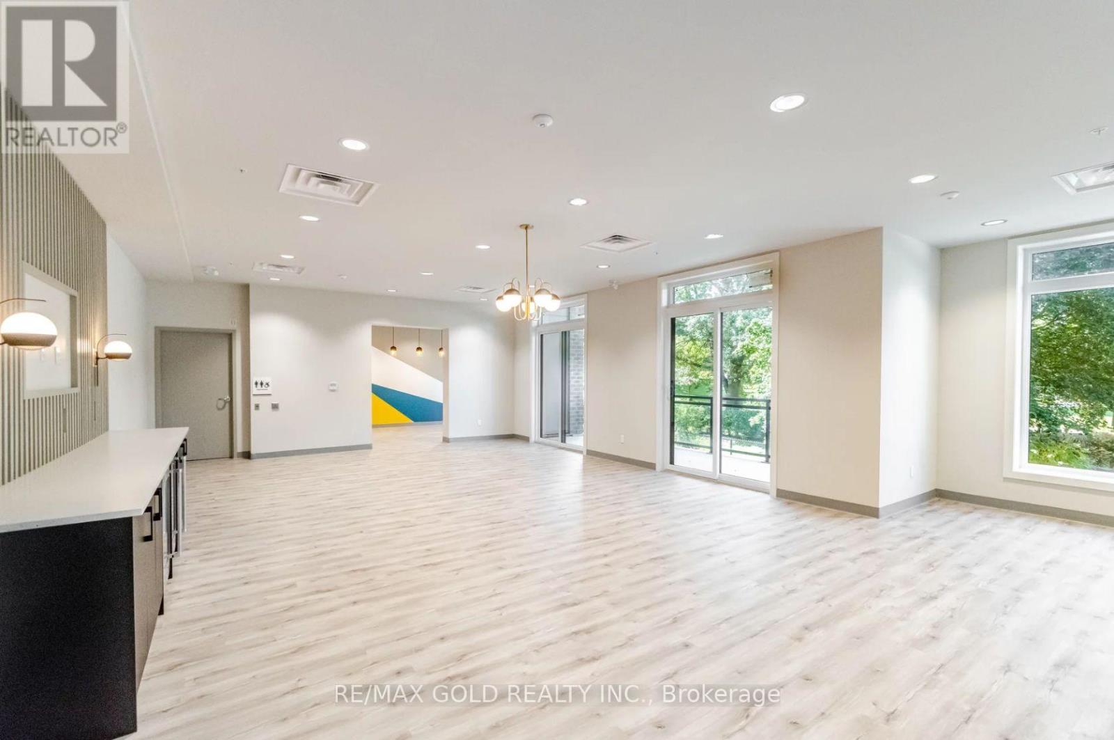 206 - 103 Roger Street, Waterloo, Ontario  N2J 0G2 - Photo 31 - X12930632