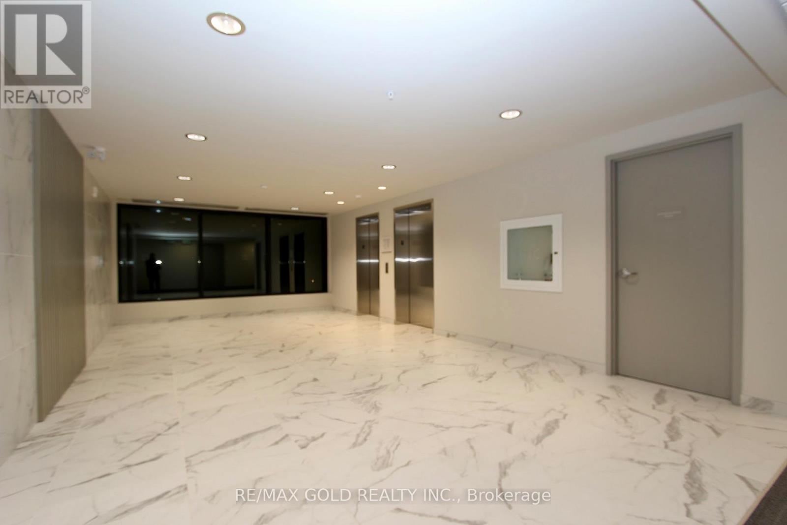 206 - 103 Roger Street, Waterloo, Ontario  N2J 0G2 - Photo 7 - X12930632