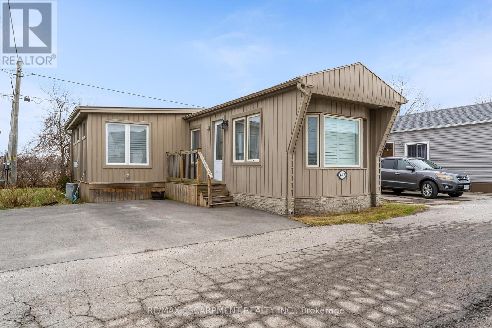 4417 Timothy Lane, Lincoln, Ontario  L0R 1B1 - Photo 2 - X12930644