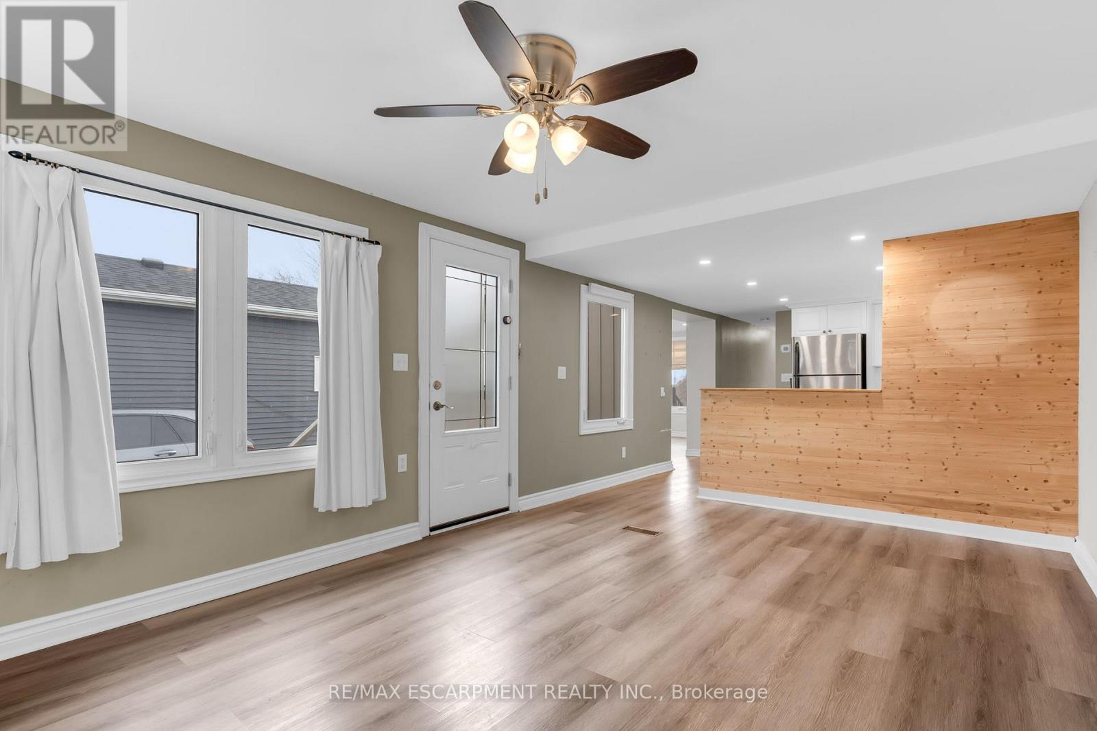 4417 Timothy Lane, Lincoln, Ontario  L0R 1B1 - Photo 5 - X12930644