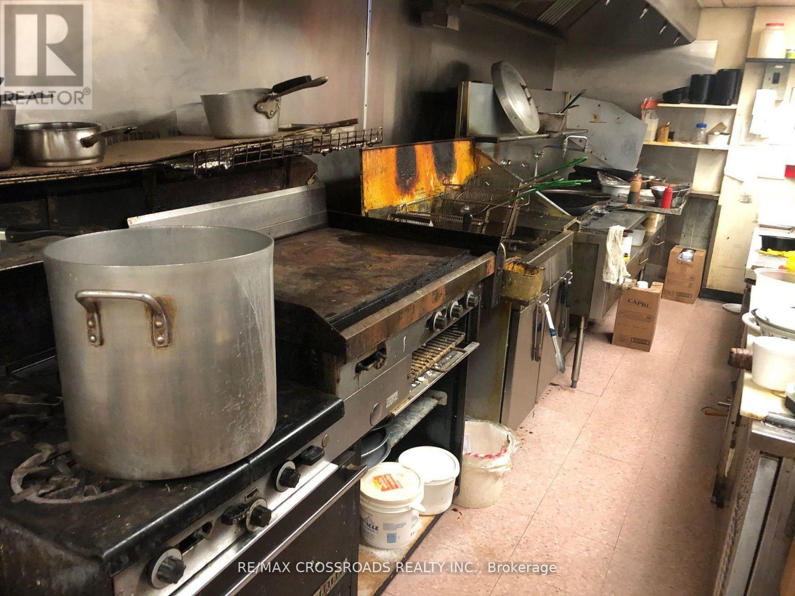 202-204 Queen Street E, St. Marys, Ontario  N4X 1C1 - Photo 11 - X12930782