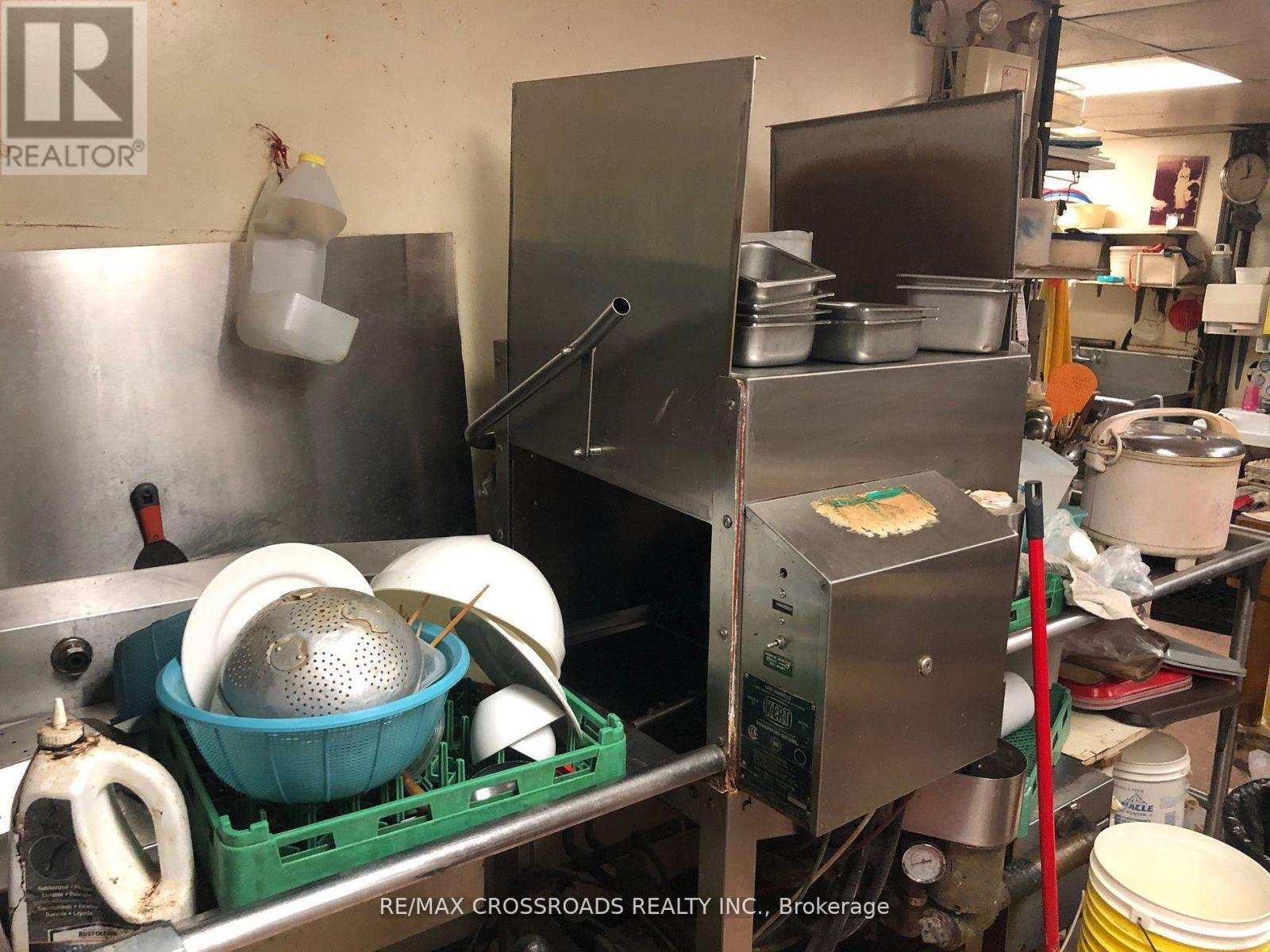 202-204 Queen Street E, St. Marys, Ontario  N4X 1C1 - Photo 15 - X12930782