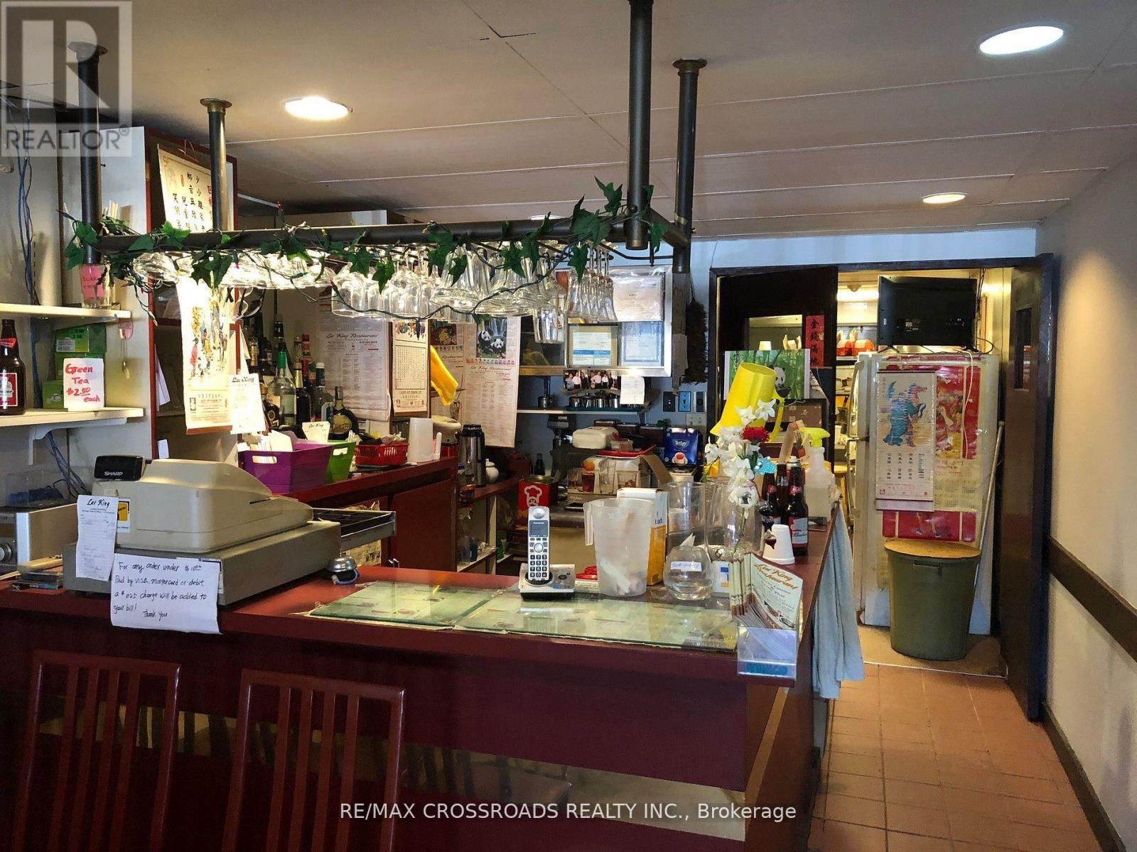 202-204 Queen Street E, St. Marys, Ontario  N4X 1C1 - Photo 8 - X12930782