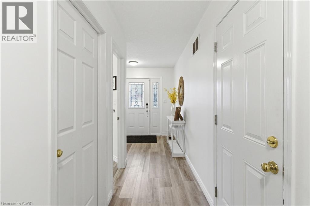 159 Sophia Crescent, Kitchener, Ontario  N2R 1X7 - Photo 5 - 40814355