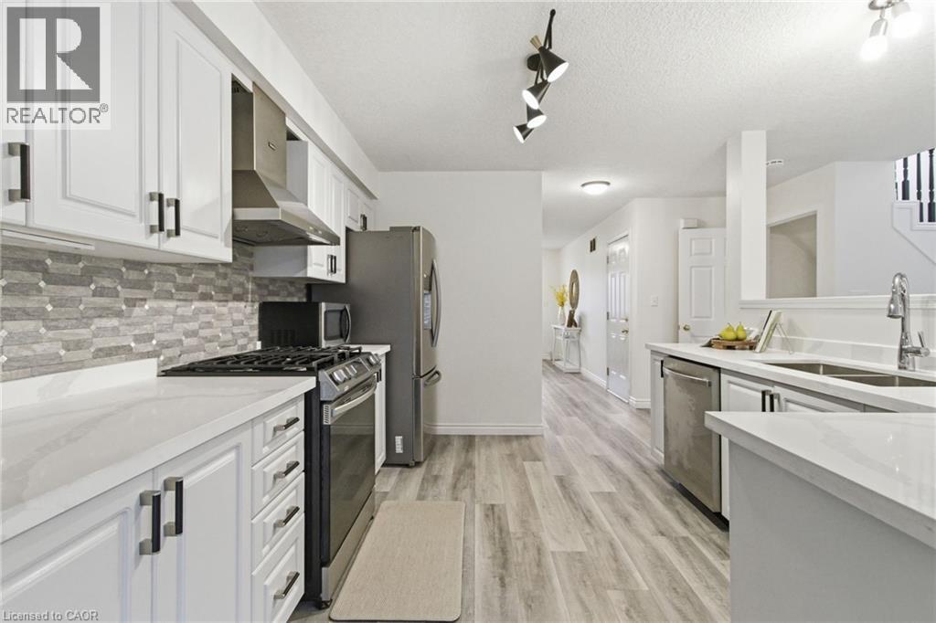 159 Sophia Crescent, Kitchener, Ontario  N2R 1X7 - Photo 14 - 40814355