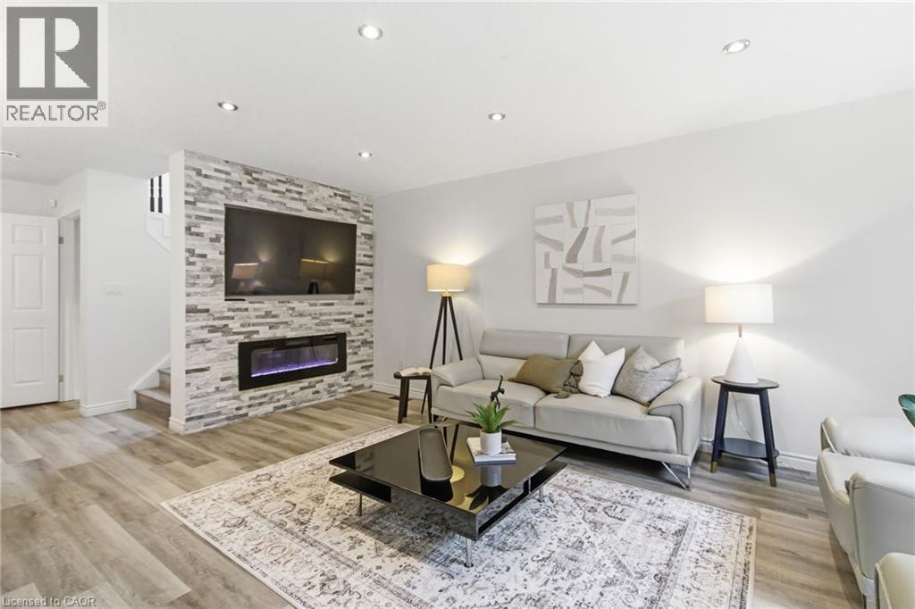 159 Sophia Crescent, Kitchener, Ontario  N2R 1X7 - Photo 6 - 40814355