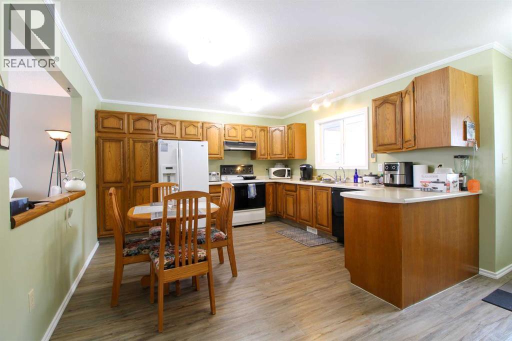 103 1 Street, Paradise Hill, Saskatchewan  S0M 2G0 - Photo 8 - A2296337