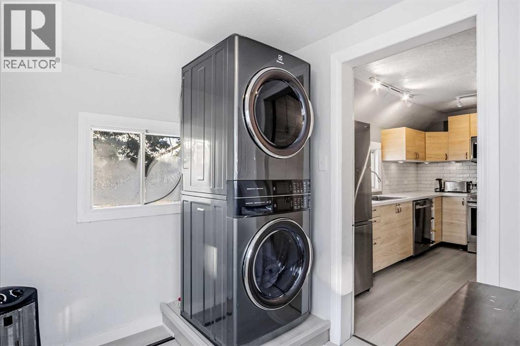 4915 52 Avenue, Eckville, Alberta  T0M 0X0 - Photo 21 - A2294141