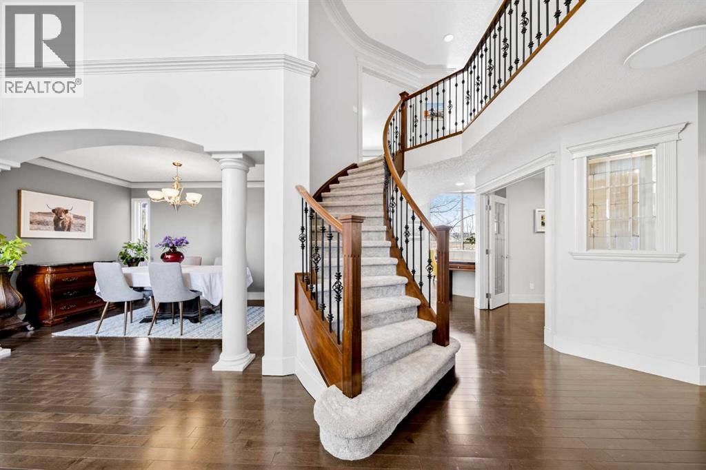 46 Discovery Ridge Road Sw, Calgary, Alberta  T3H 4R3 - Photo 4 - A2296598