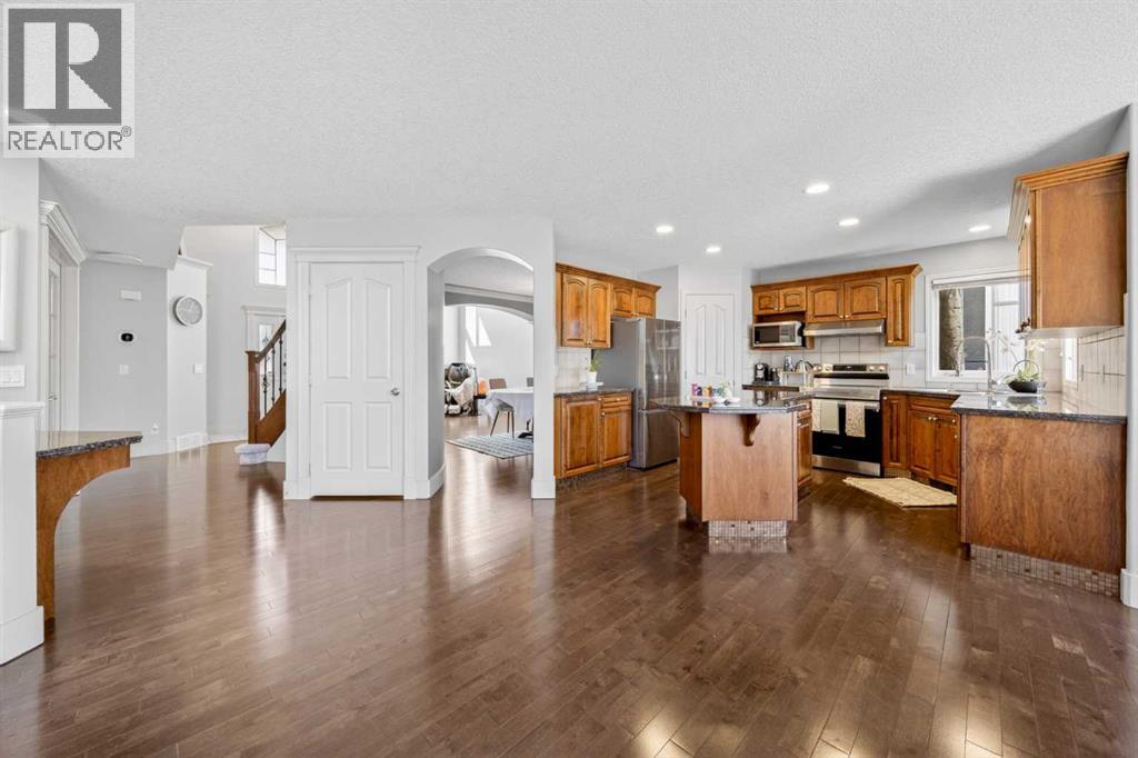 46 Discovery Ridge Road Sw, Calgary, Alberta  T3H 4R3 - Photo 22 - A2296598