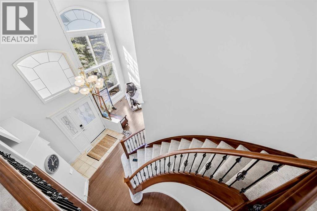 46 Discovery Ridge Road Sw, Calgary, Alberta  T3H 4R3 - Photo 24 - A2296598