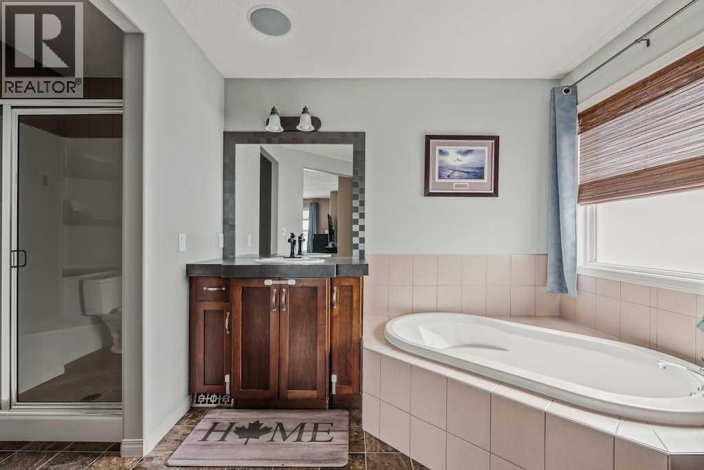 164 West Creek Landing, Chestermere, Alberta  T1X 1R8 - Photo 23 - A2296882