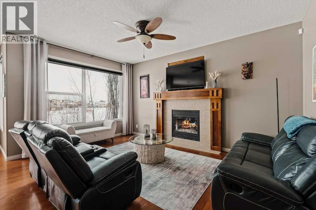 164 West Creek Landing, Chestermere, Alberta  T1X 1R8 - Photo 4 - A2296882