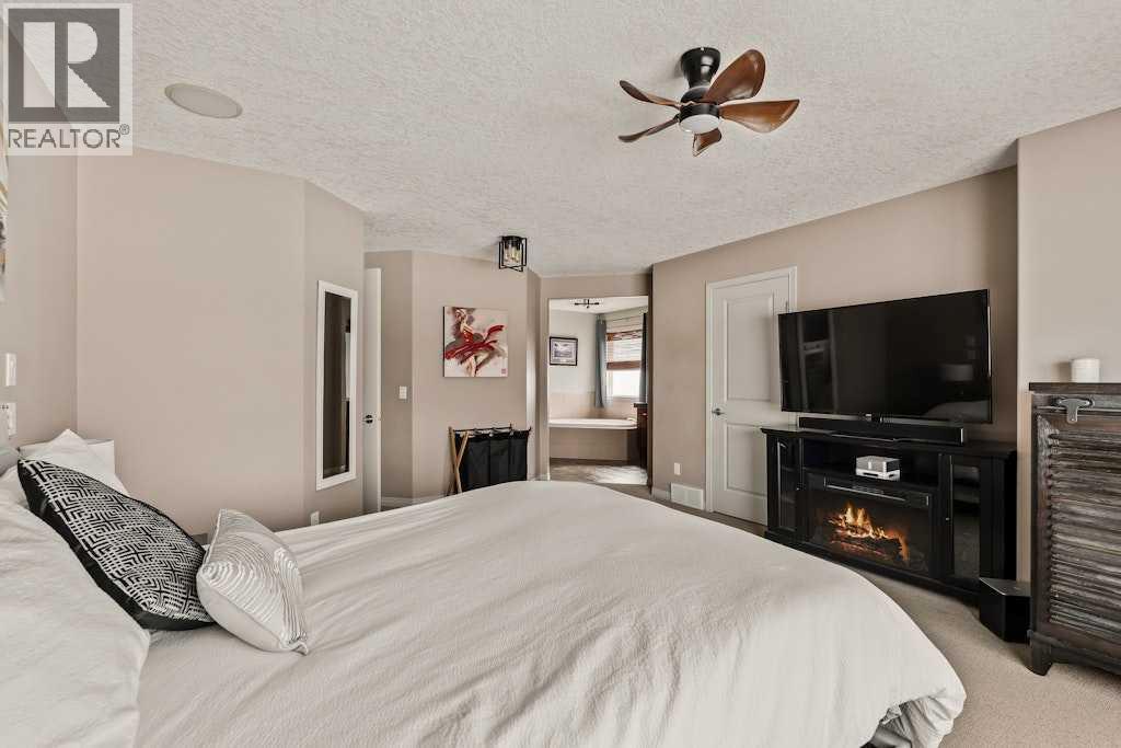 164 West Creek Landing, Chestermere, Alberta  T1X 1R8 - Photo 21 - A2296882