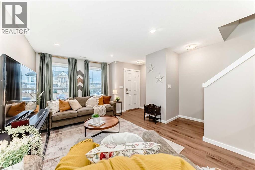 1515, 2400 Ravenswood View Se, Airdrie, Alberta  T4A 0V7 - Photo 4 - A2284164