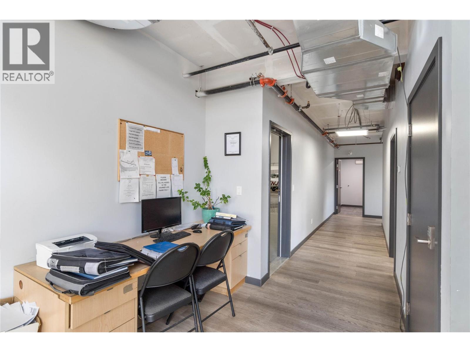 3073 Airport Road, Kamloops, British Columbia  V2B 7W9 - Photo 13 - 10380472