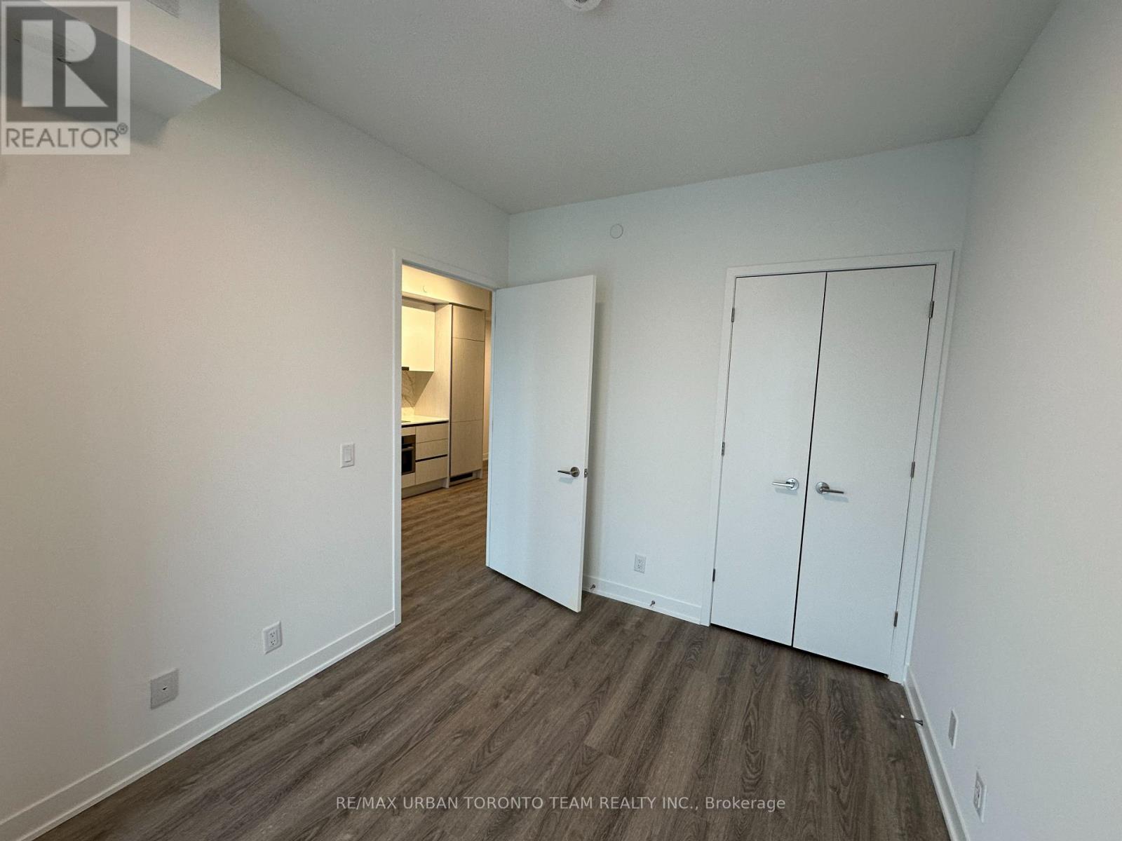 2715 - 180 Front Street E, Toronto, Ontario  M5A 0K9 - Photo 8 - C12930854
