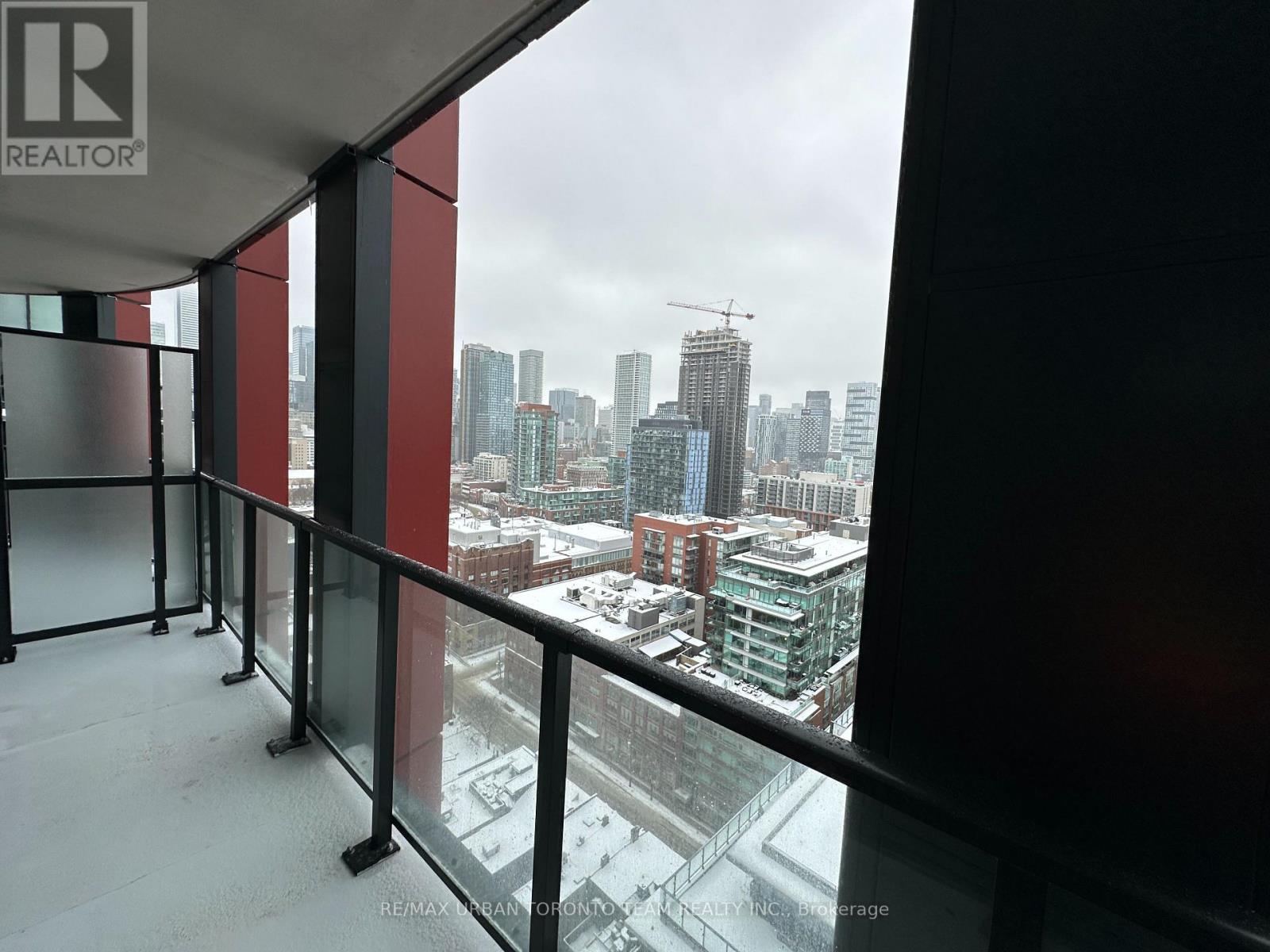 2715 - 180 Front Street E, Toronto, Ontario  M5A 0K9 - Photo 9 - C12930854