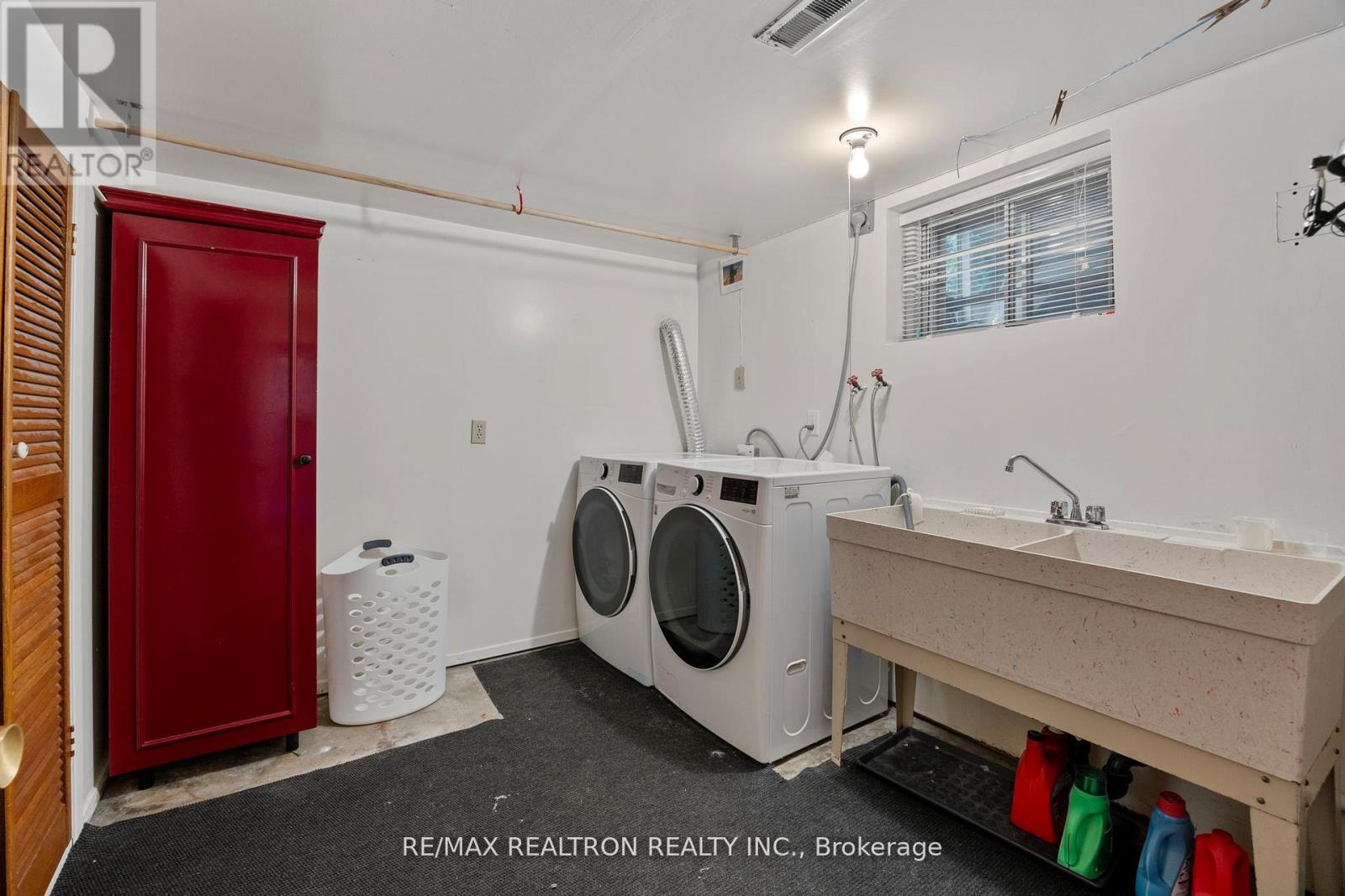 598 Coldstream Avenue, Toronto (Englemount-Lawrence), Ontario  M6B 2L2 - Photo 11 - C12930858