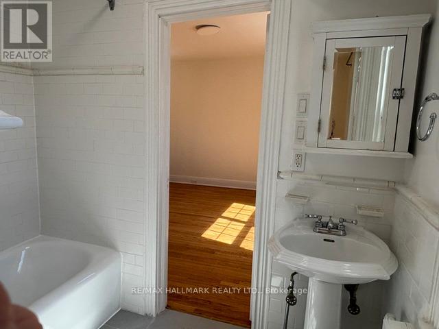 25 - 80 Lawton Boulevard, Toronto, Ontario  M4V 2A2 - Photo 9 - C12930860